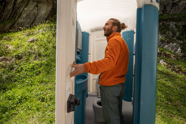 Best Porta potty delivery and setup  in Fennville, MI